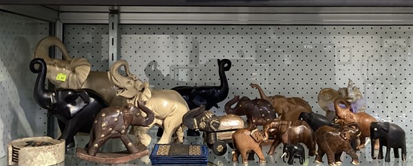 Lot 1320 - ELEPHANTS