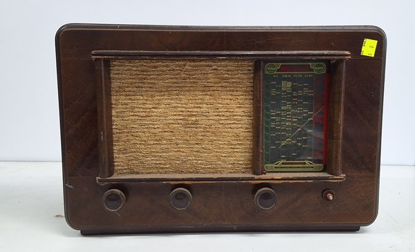 Lot 1285 - VINTAGE RADIO