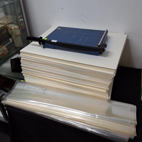 Lot 1427 - PICTURE FRAMERS LOT