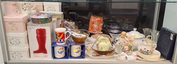 Lot 1342 - SUNDRY HOMEWARES