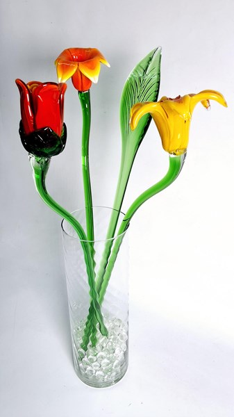 Lot 1314 - GLASS FLOWERS