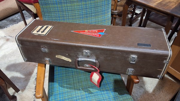 Lot 1359 - BOXED ARCHERY SET