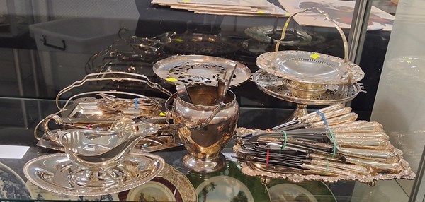 Lot 1354 - SILVERPLATE
