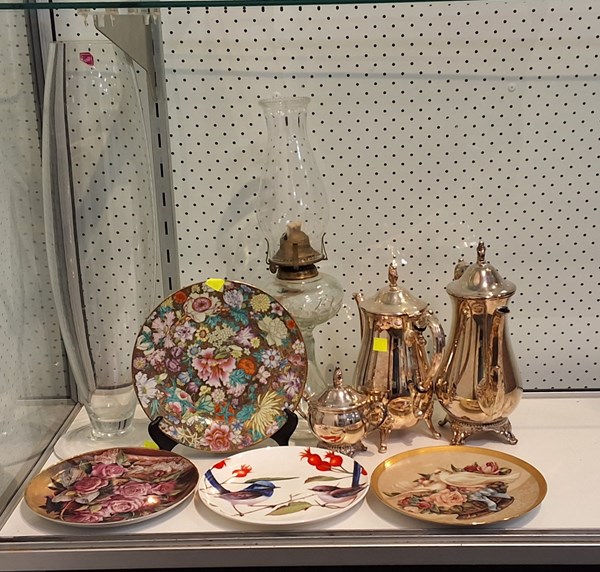 Lot 1335 - HOMEWARES