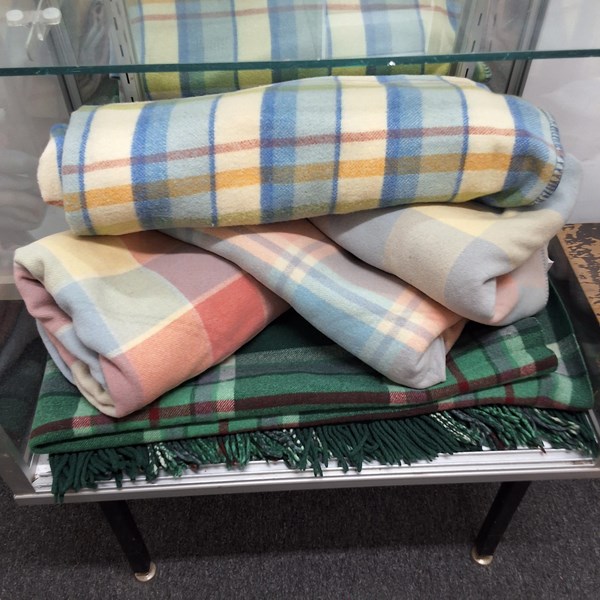 Lot 1309 - BLANKETS