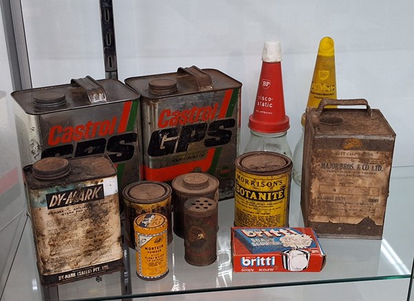 Lot 1422 - PETROL TINS