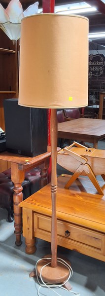 Lot 30 - STANDARD LAMP