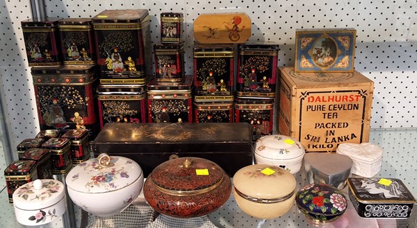 Lot 1279 - BOXES & TINS