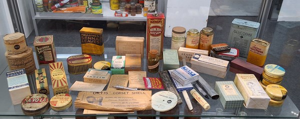 Lot 1393 - CLEANING PACKAGING