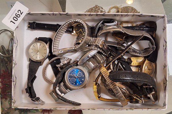 Lot 1079 - WRIST WATCHES