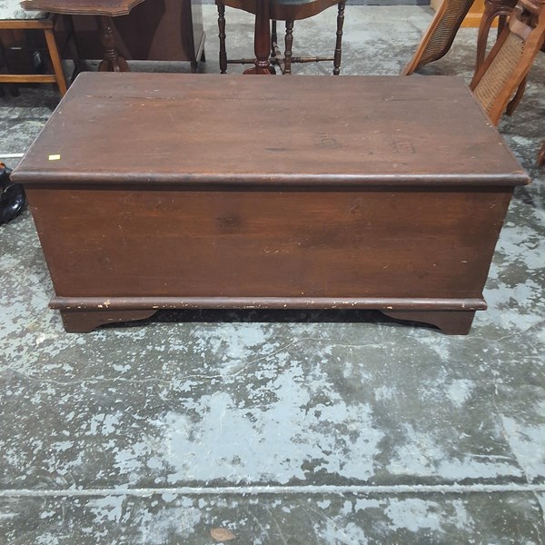 Lot 209 - TRUNK