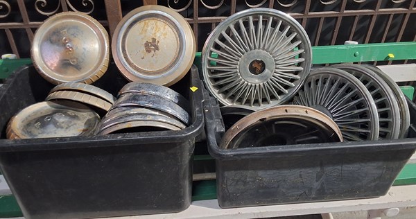 Lot 271 - HUB CAP LOT