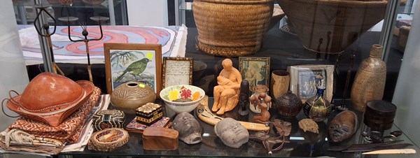 Lot 1372 - AFRICAN DECOR