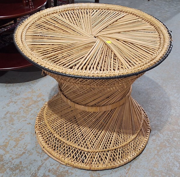 Lot 173 - OCCASIONAL TABLE