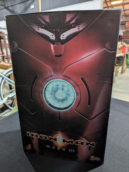 Lot 1203 - IRON MAN MODEL