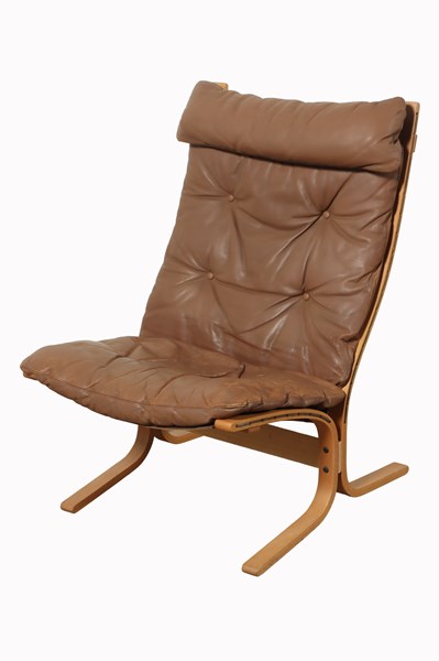 Lot 109 - SIESTA CHAIR