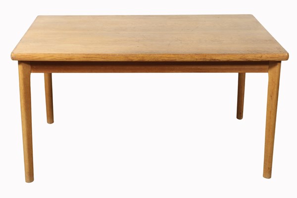 Lot 105 - OAK EXTENSION DINING TABLE