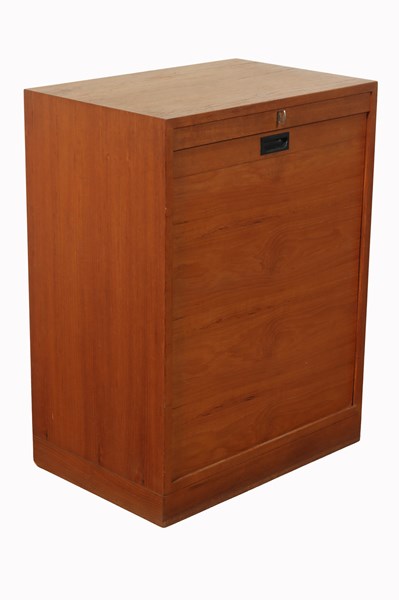 Lot 94 - FILE CABINET