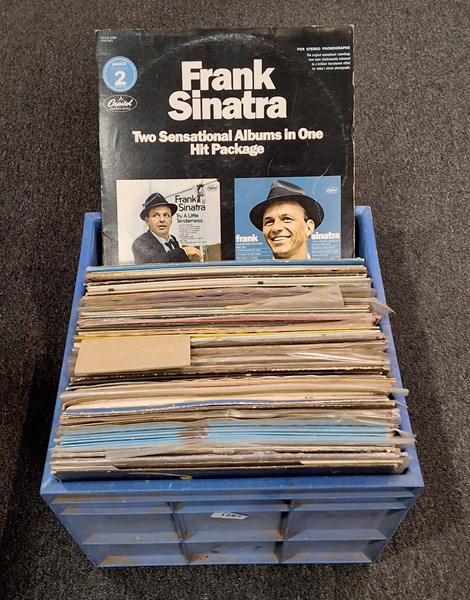 Lot 1287 - VINYL RECORDS