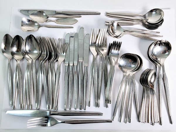Lot 1241 - CUTLERY