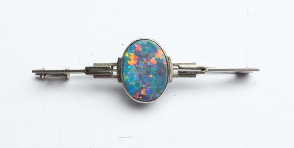 Lot 1021 - GOLD OPAL BROOCH