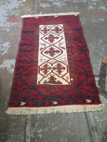 Lot 159 - RUG