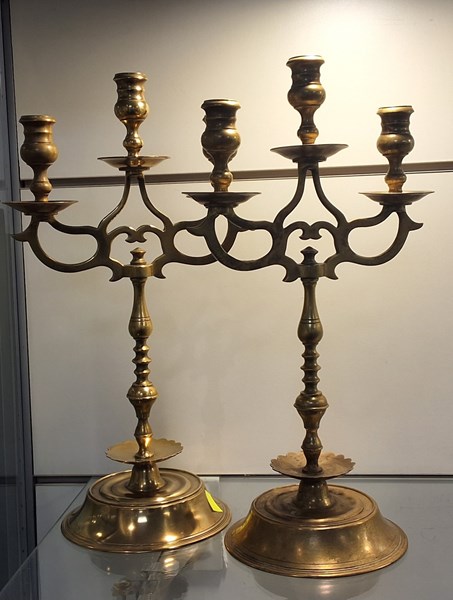 Lot 1335 - CANDLE STICKS