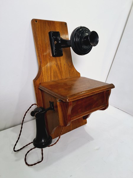 Lot 1254 - WALL PHONE