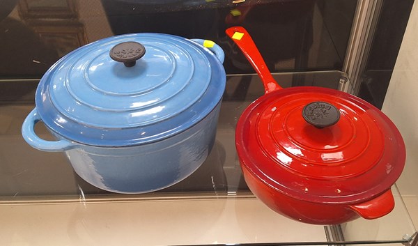 Lot 1444 - COOKING POTS