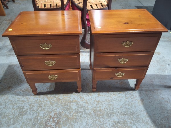 Lot 444 - BEDSIDE CHESTS
