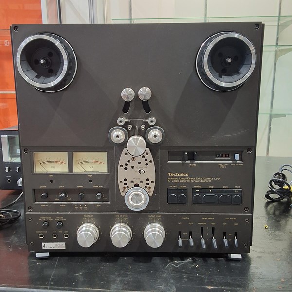 Lot 336 - REEL TO REEL DECK