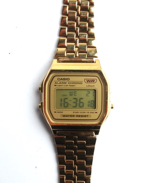Lot 1041 - CASIO DIGITAL WATCH