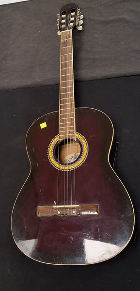 Lot 1229 - ACOUSTIC GUITAR