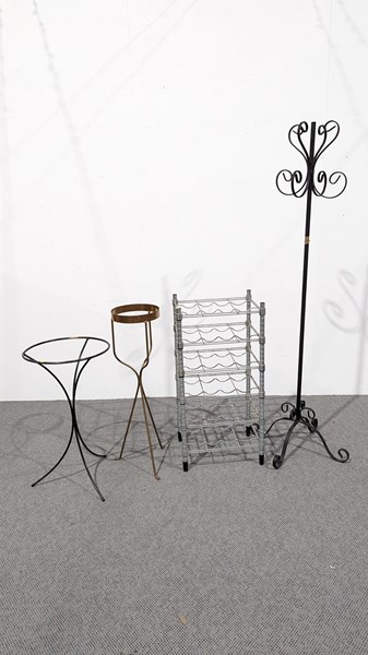 Lot 83 - STANDS AND RACK