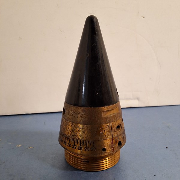Lot 1251 - ANTI AIRCRAFT FUSE