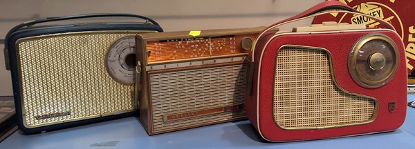Lot 1282 - VINTAGE RADIOS