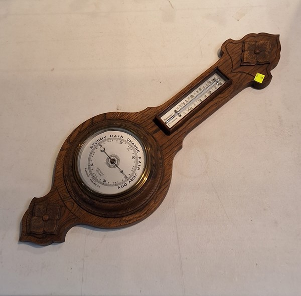 Lot 1411 - BAROMETER