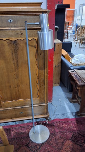 Lot 234 - STANDING LAMP