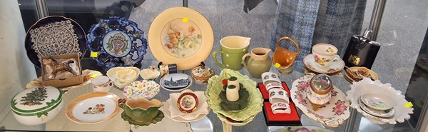 Lot 1210 - PRETTY CHINA