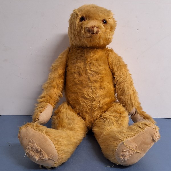 Lot 1317 - TEDDY BEAR