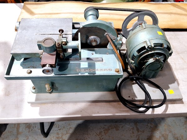 Lot 287 - GEMMASTA SAW