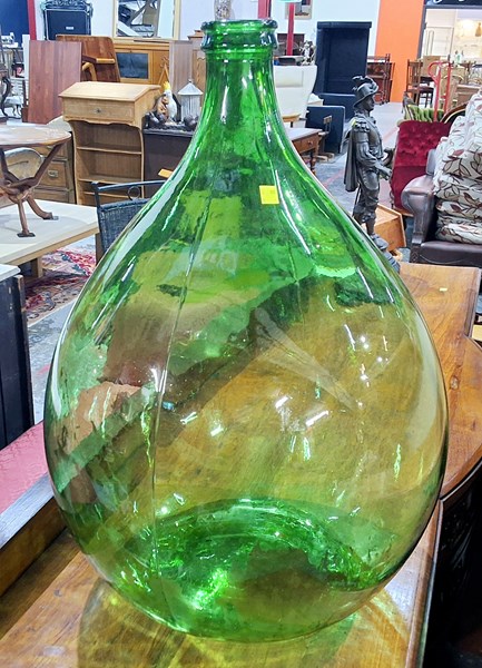 Lot 196 - CARBOY