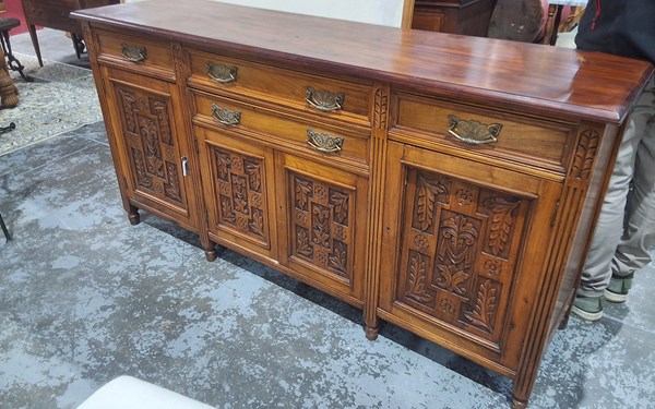 Lot 147 - SIDEBOARD