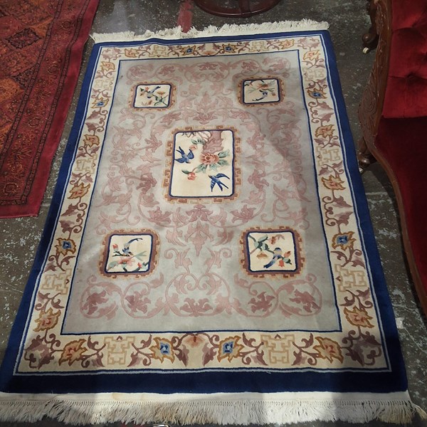 Lot 207 - RUG