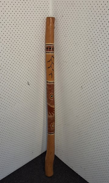 Lot 1387 - DIDGERIDOO