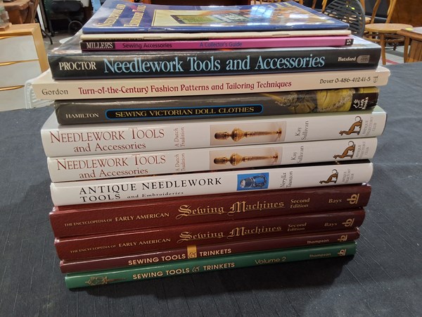 Lot 1190 - REFERENCE BOOKS