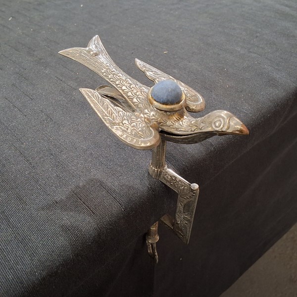 Lot 1157 - HEMMING BIRD