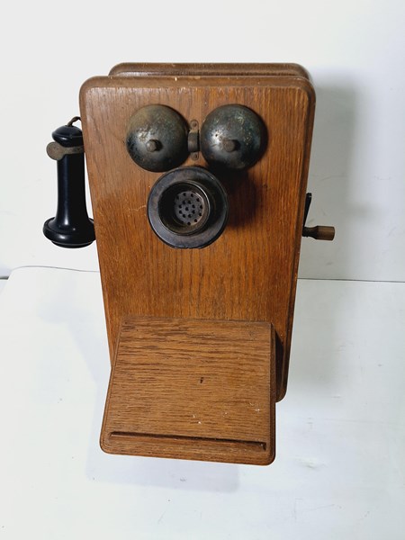 Lot 1289 - WALL PHONE