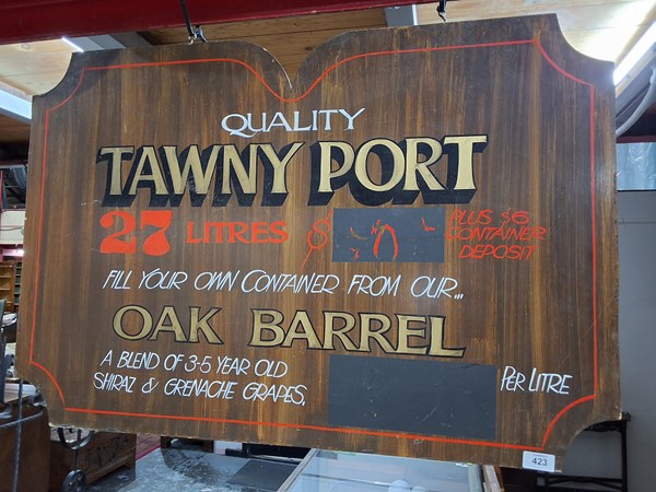 Lot 423 - VINTAGE SIGN