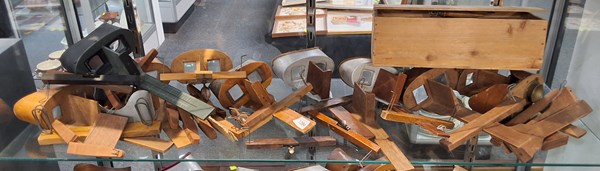 Lot 1394 - STEREOSCOPES